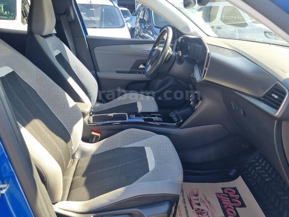 DELİL'DEN 2023 MODEL HATASIZ 38 BİN KM DE ELEGANCE PAKET MOKAA