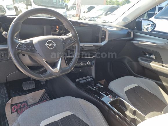 DELİL'DEN 2023 MODEL HATASIZ 38 BİN KM DE ELEGANCE PAKET MOKAA