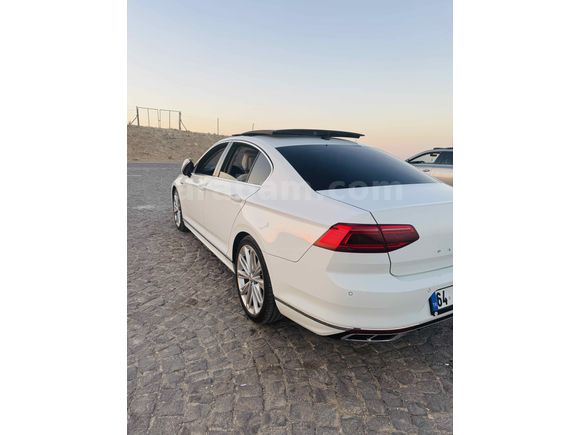 Sahibinden Volkswagen Passat 1.6 TDi BlueMotion Elegance 2020 Model 