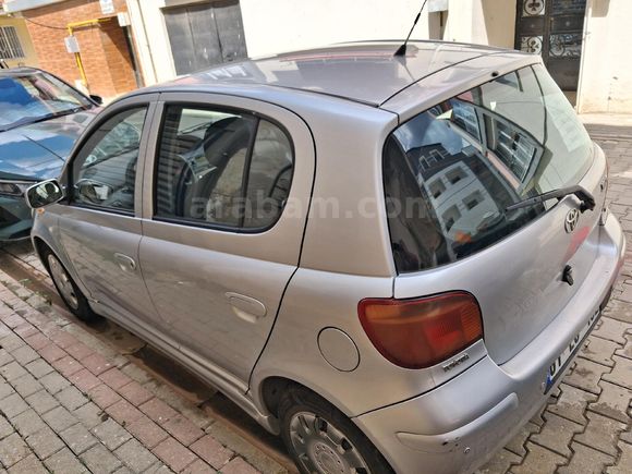 Sahibinden Toyota Yaris 1.3 Sol 2004 Model