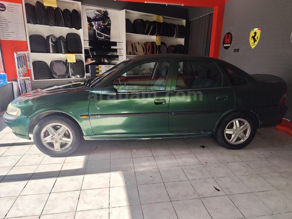Galeriden Opel Vectra 2.0 CD 1997 Model Kırşehir