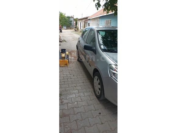 sahibinden 2012 model Clio 3