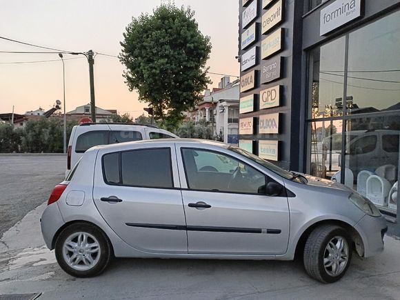 Sahibinden Renault Clio 1.5 dCi Authentique 2007 Model  300.000 km Gri