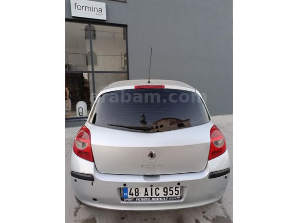Sahibinden Renault Clio 1.5 dCi Authentique 2007 Model  300.000 km Gri