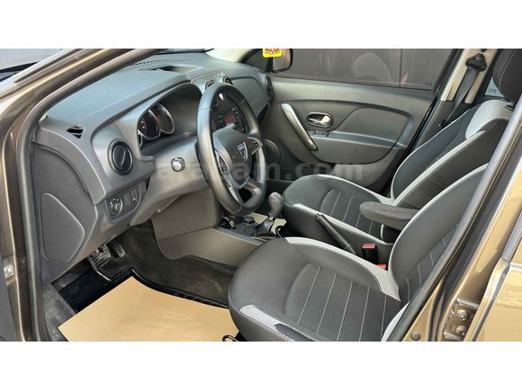 Sahibinden Dacia Sandero 0.9 TCe Stepway Easy-R 2017 Model 