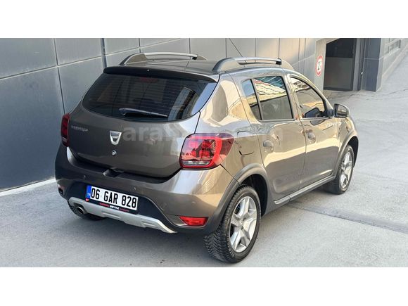 Sahibinden Dacia Sandero 0.9 TCe Stepway Easy-R 2017 Model 
