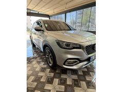Sahibinden MG HS 1.5 T-GDI Luxury 2024 Model