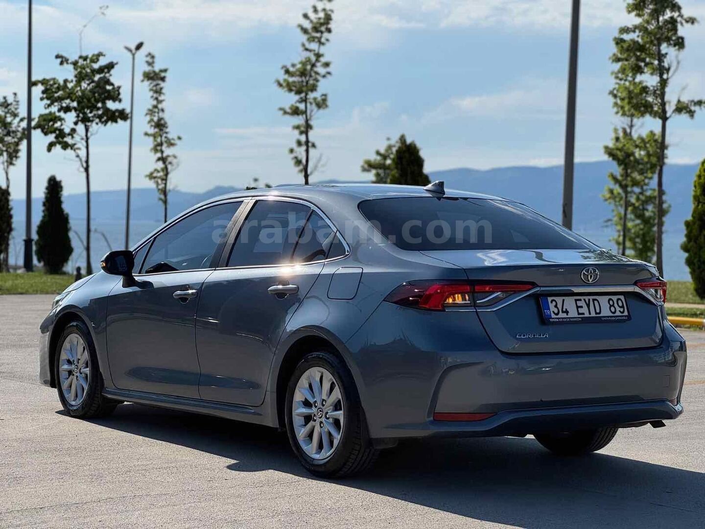 Galeriden Toyota Corolla 1.5 Dream 2022 Model Kocaeli 49.800 km Mavi 6