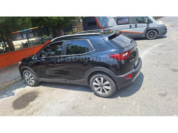 Sahibinden Kia Stonic 1.4 MPI Elegance 2023 Model