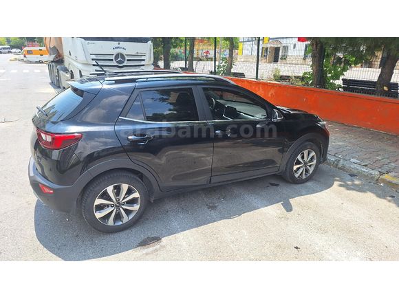 Sahibinden Kia Stonic 1.4 MPI Elegance 2023 Model
