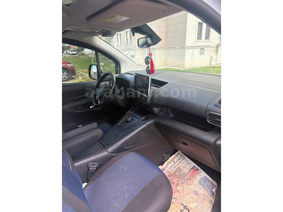 Sahibinden Opel Combo 1.5 CDTI Ultimate 2023 Model 