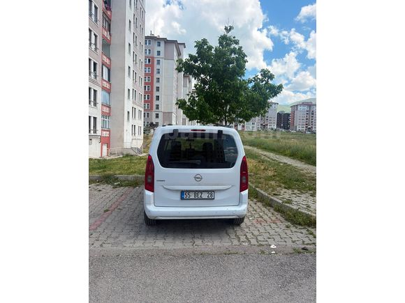 Sahibinden Opel Combo 1.5 CDTI Ultimate 2023 Model 