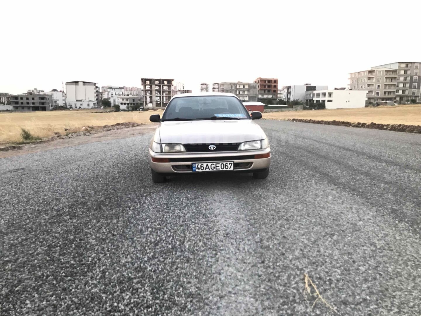 Galeriden Toyota Corolla 1.3 XL 1995 Model Adıyaman 424.000 km Kahverengi 1