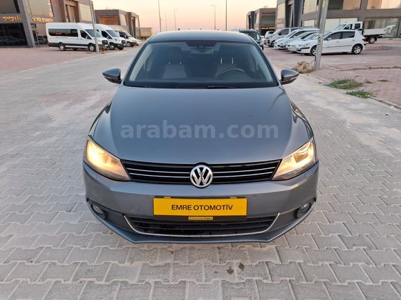Volkswagen Jetta 1.6 TDi Comfortline 2012 Model