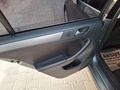 Volkswagen Jetta 1.6 TDi Comfortline 2012 Model