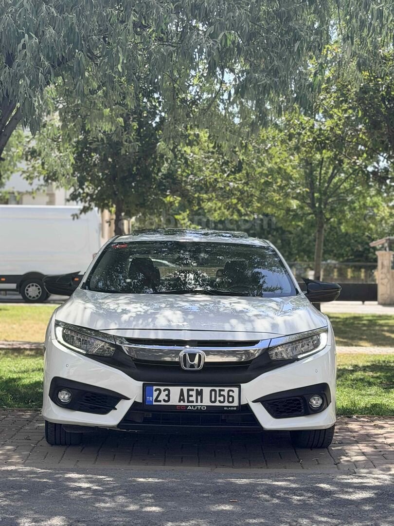 Sahibinden Honda Civic 1.6i DTEC Executive 2018 Model Elazığ 141.000 km Beyaz 6