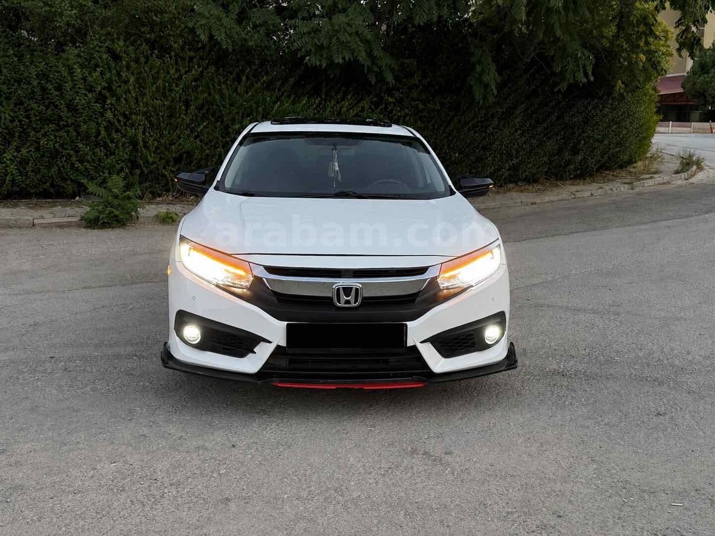 Sahibinden Honda Civic 1.6i DTEC Executive 2018 Model Elazığ 141.000 km Beyaz 2