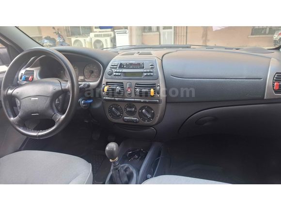 Değişensiz  Düşük Km  1.6 Liberty 2004 Model 