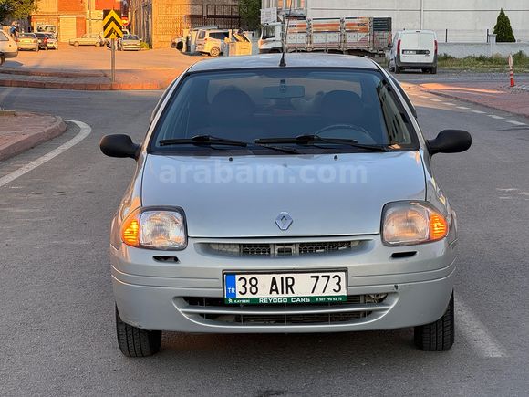 Sahibinden Renault Clio 1.4 RNA 2000 Model Kayseri