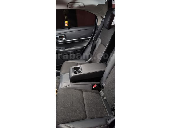 Sahibinden Honda HR-V 1.5 e-HEV Advance 2024 Model 