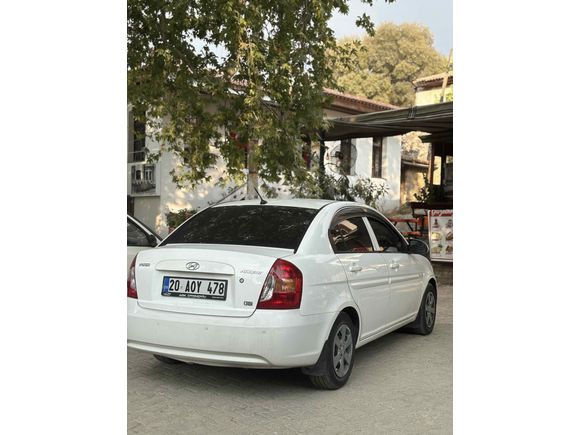 Sahibinden Hyundai Accent Era 1.5 CRDi Team 2011 Model 