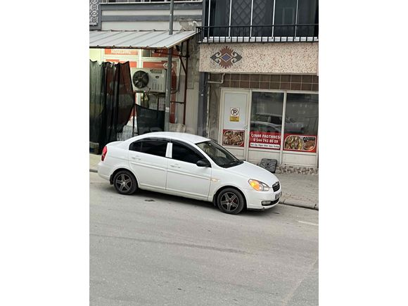 Sahibinden Hyundai Accent Era 1.5 CRDi Team 2011 Model 