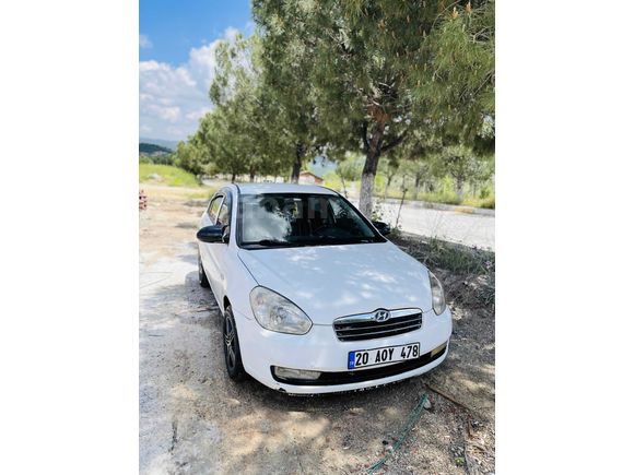 Sahibinden Hyundai Accent Era 1.5 CRDi Team 2011 Model 