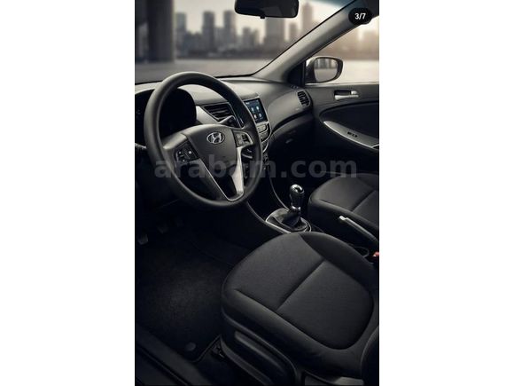Sahibinden Hyundai Accent Blue 1.6 CRDI Mode 2015 Model