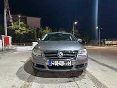 Sahibinden binicisine Volkswagen Passat 2.0 TDi Comfortline 2008 Model 