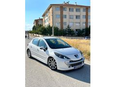 Sahibinden Peugeot 207 1.4 HDi Trendy 2007 Model
