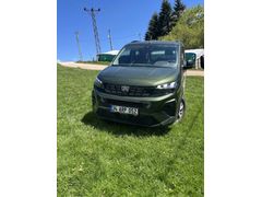 Sahibinden Peugeot Rifter 1.5 BlueHDI Allure 2024 Model 