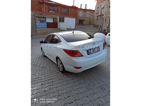Sahibinden Hyundai Accent Blue 1.6 CRDI Mode Plus 2015 Model