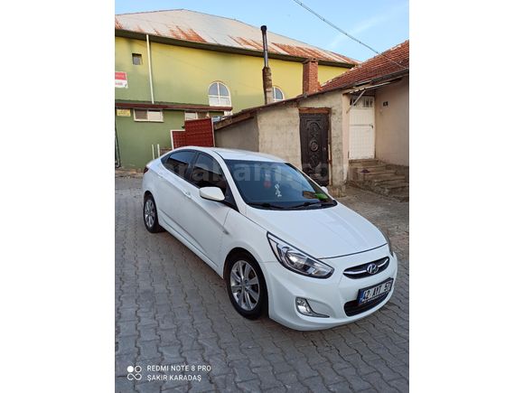 Sahibinden Hyundai Accent Blue 1.6 CRDI Mode Plus 2015 Model