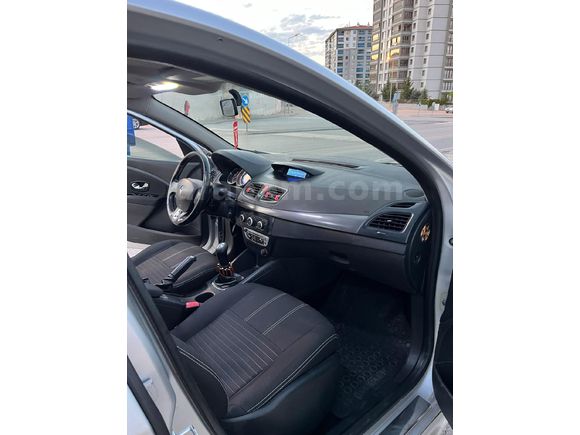 Sahibinden Renault Fluence 1.5 dCi Touch 2015 Model