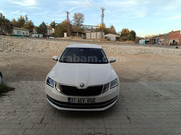 Sahibinden Skoda Octavia 1.6 TDI Style 2017 Model
