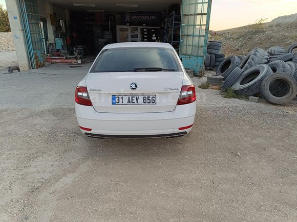 Sahibinden Skoda Octavia 1.6 TDI Style 2017 Model