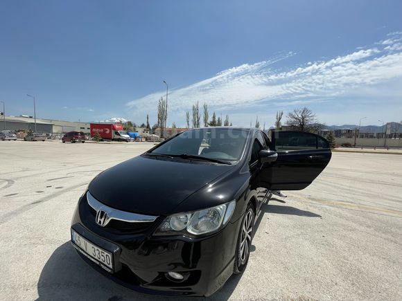 Sahibinden Honda Civic 1.6i VTEC Dream 2010 Model 