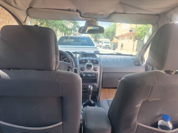 Sahibinden Renault Megane 1.6 Dynamique 2004 Model  235.000 km Gri