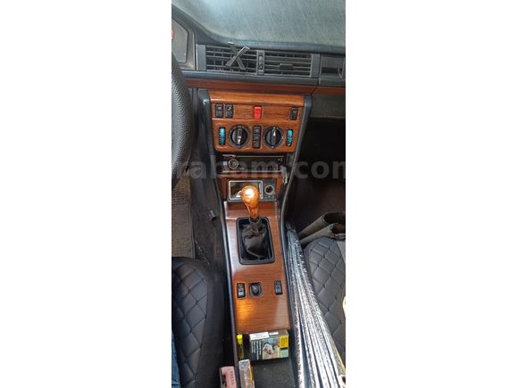 Sahibinden Mercedes - Benz E 200 1993 Model