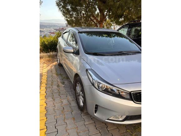 Sahibinden Kia Cerato 1.6 CRDi Concept Plus 2016 Model 