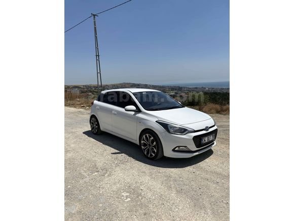 Figuno ２０点まとめ売り Sahibinden Hyundai i20 1.4 MPI Jump 2017 Model İstanbul 85.000 KM