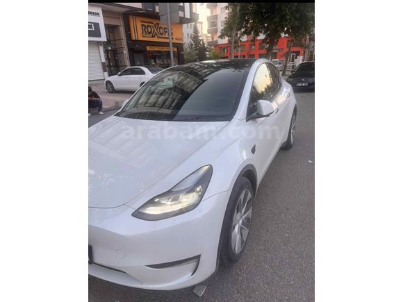 Sahibinden Tesla Model Y Performance (Legacy) 2023 Model 