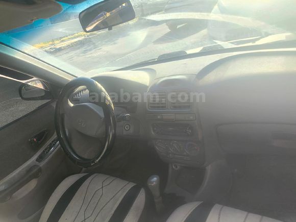 Sahibinden Hyundai Accent 1.3 Admire 2001 Model