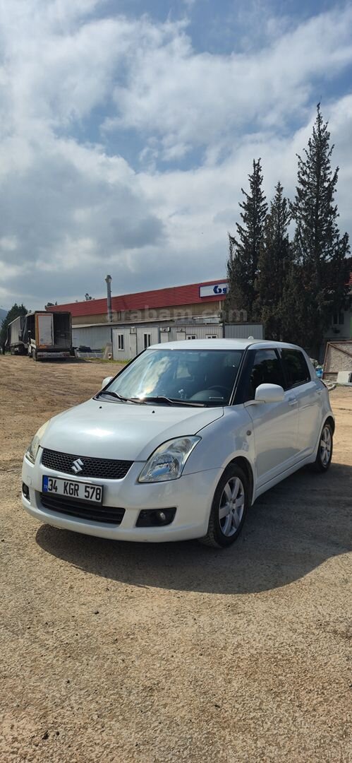 Sahibinden Suzuki Swift 1.5 AT 2010 Model Kocaeli 174.000 km Beyaz 2