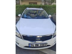 Sahibinden Kia Ceed 1.6 CRDi Concept SW 2010 Model  286.000 km Beyaz