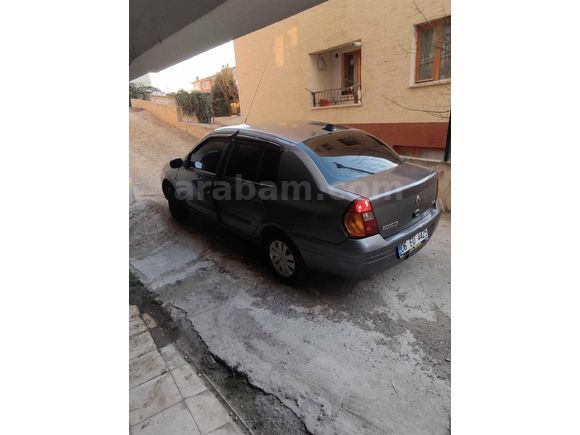 Sahibinden ÇOK ACİL Renault Clio 1.4 RNA 2000 Model
