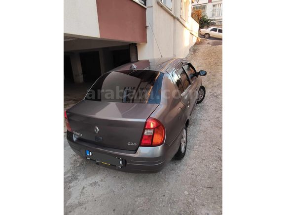 Sahibinden ÇOK ACİL Renault Clio 1.4 RNA 2000 Model