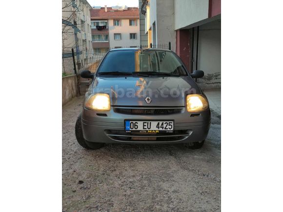Sahibinden ÇOK ACİL Renault Clio 1.4 RNA 2000 Model