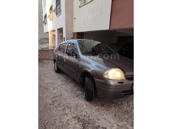 Sahibinden ÇOK ACİL Renault Clio 1.4 RNA 2000 Model