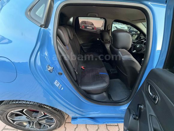  Renault Clio 0.9 TCe Touch 2013 Model